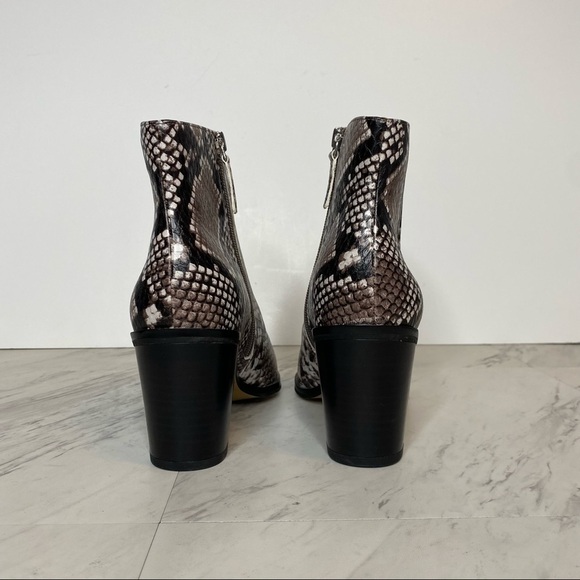 New! Treasure & Bond Braxten Snake Print Faux Leather Bootie 8M - Picture 3 of 13
